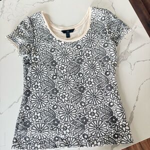 Banana Republic Top Shirt Black & Cream Sequin Floral Pattern Size M